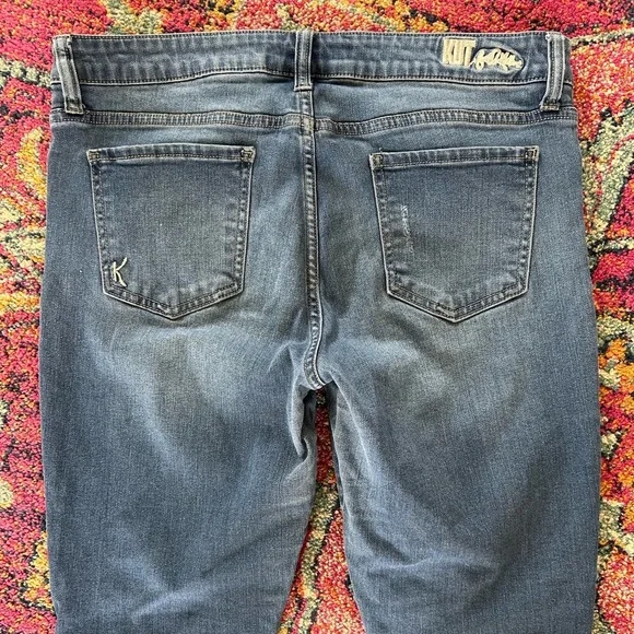 Kut from the Kloth | Women’s medium blue slightly distressed ankle jeans, sz 14 - Picture 9 of 16